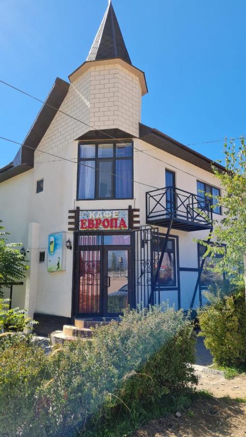 Evropa Hotel Bosteri Exterior foto